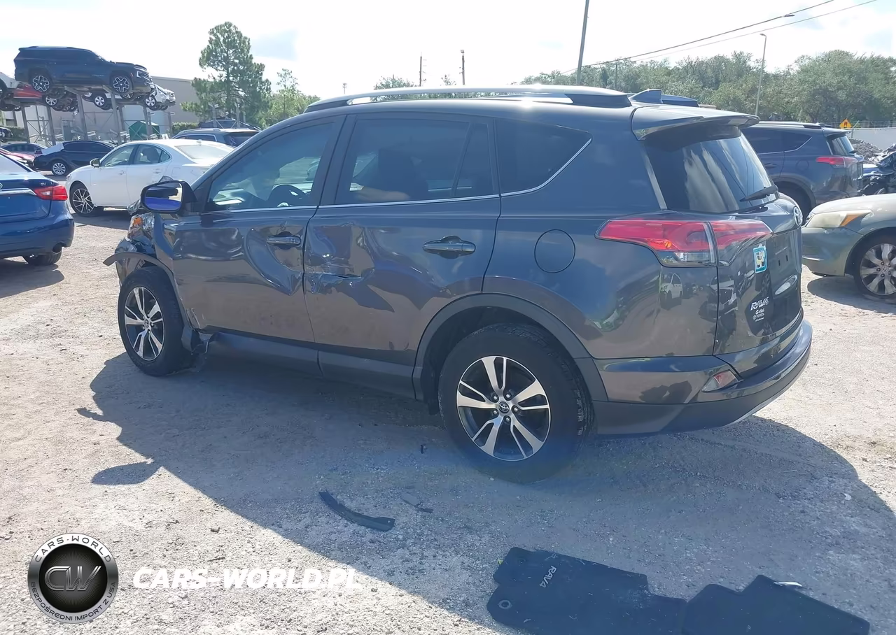 2018 Toyota Rav4 Xle VIN:2T3WFREV7JW501918 - 3