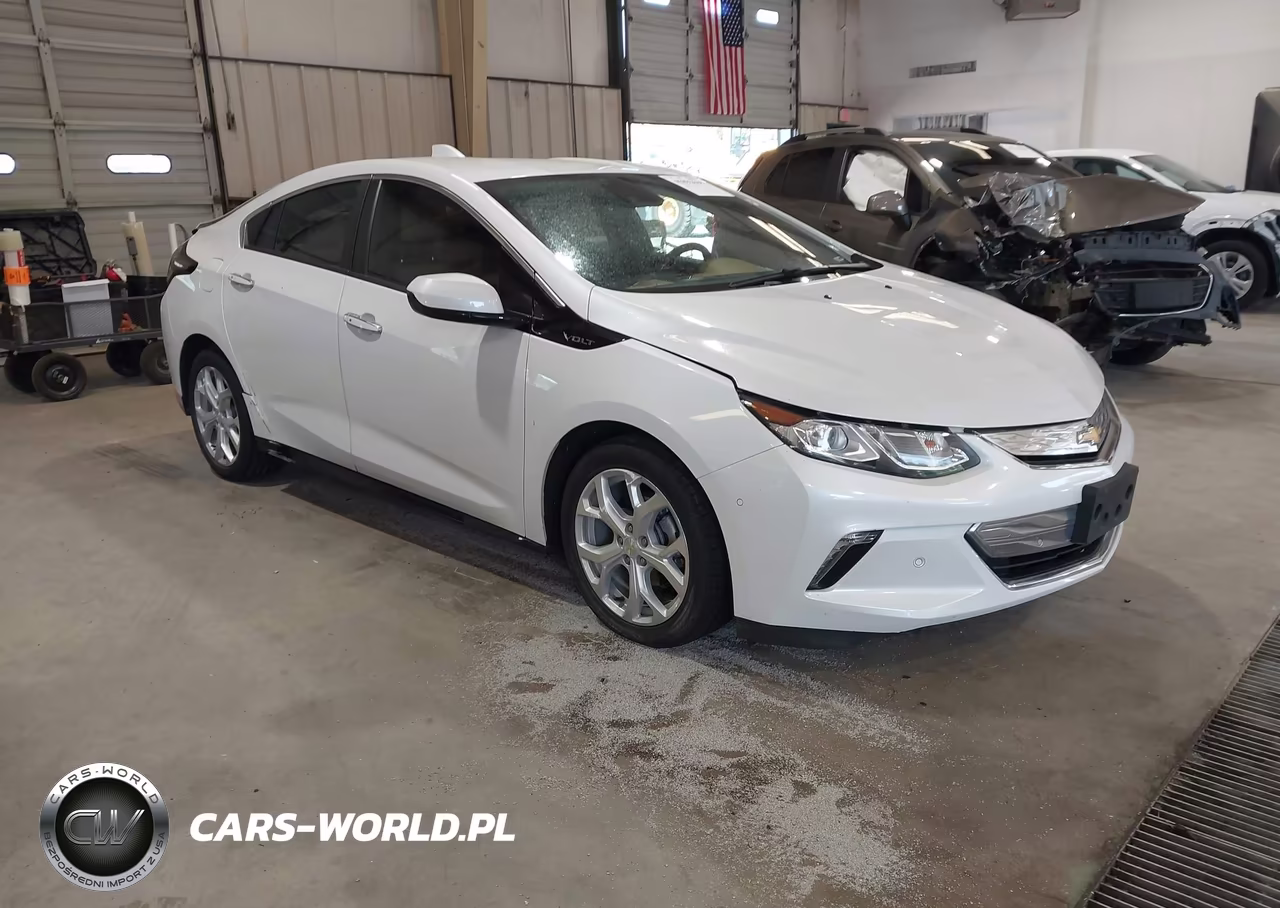 2018 Chevrolet Volt Premier VIN:1G1RD6S53JU133250 - 1