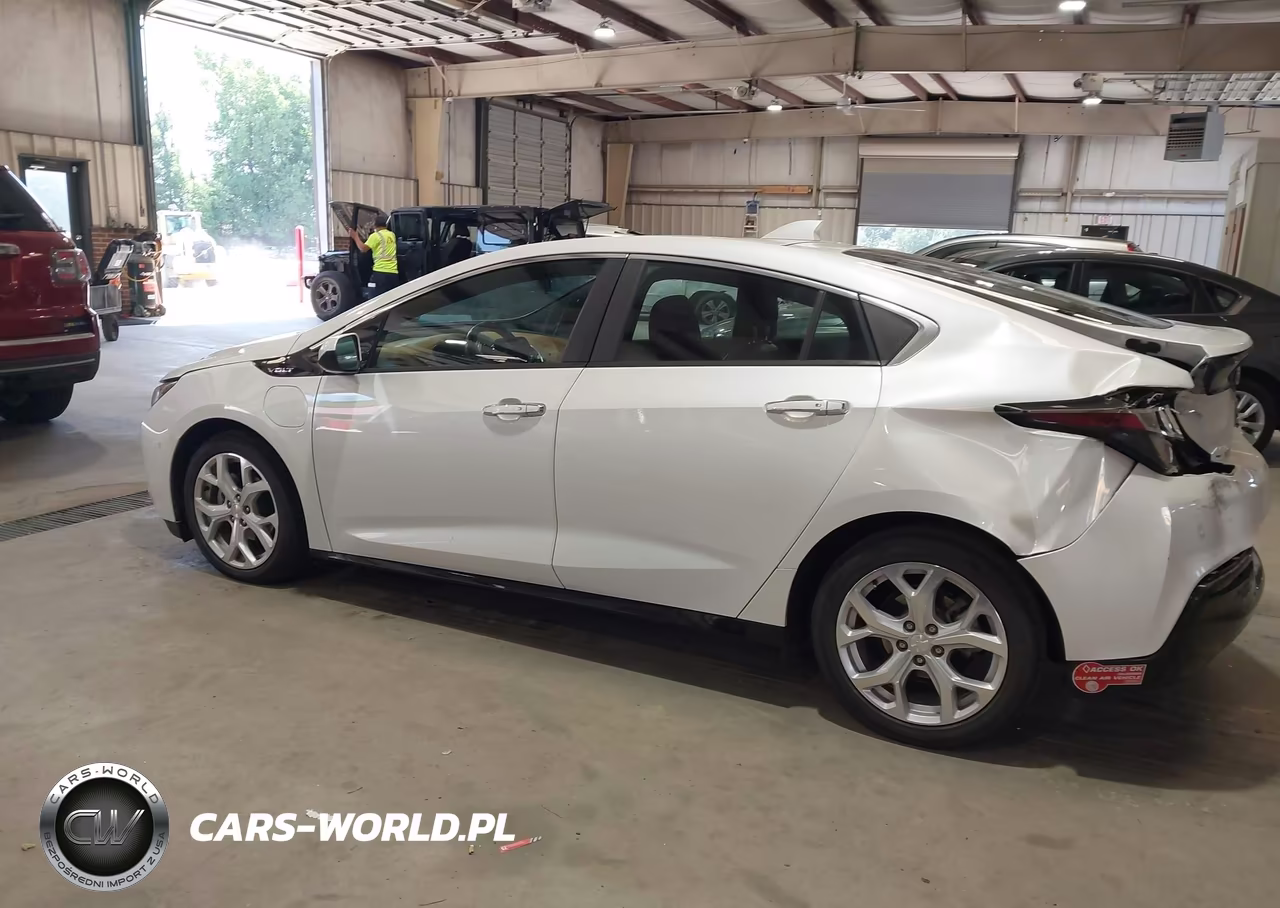 2018 Chevrolet Volt Premier VIN:1G1RD6S53JU133250 - 15