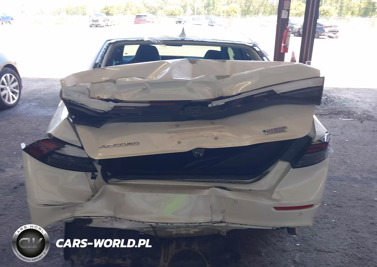 2025 Honda Accord Hybrid Touring VIN:1HGCY2F89SA051574 - 6