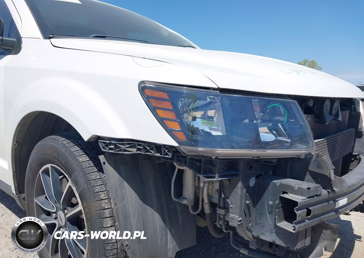 2018 Dodge Journey Se VIN:3C4PDCAB1JT157481 - 19