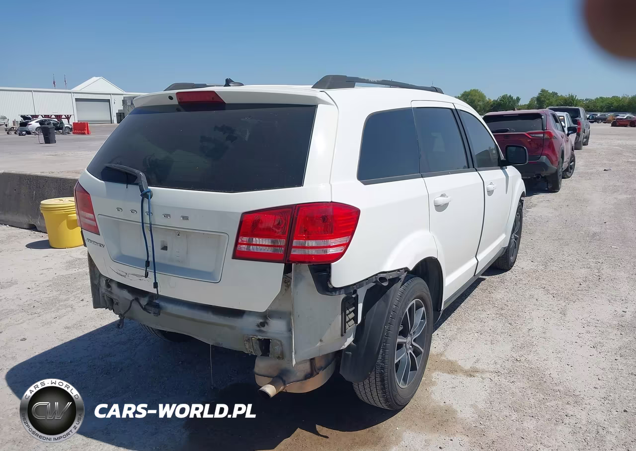 2018 Dodge Journey Se VIN:3C4PDCAB1JT157481 - 4