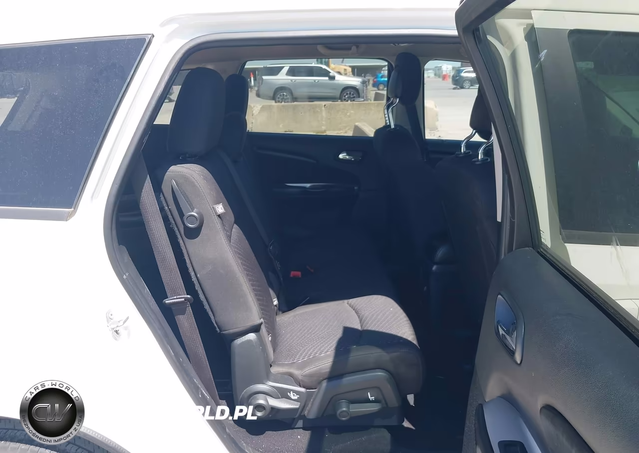 2018 Dodge Journey Se VIN:3C4PDCAB1JT157481 - 8