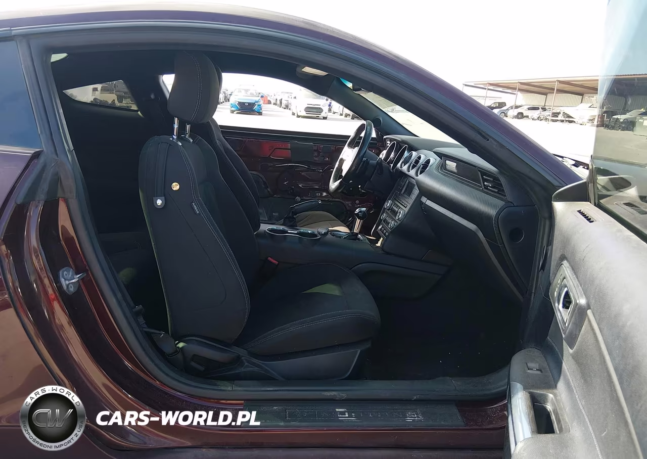 2018 Ford Mustang Ecoboost VIN:1FA6P8TH1J5180248 - 5