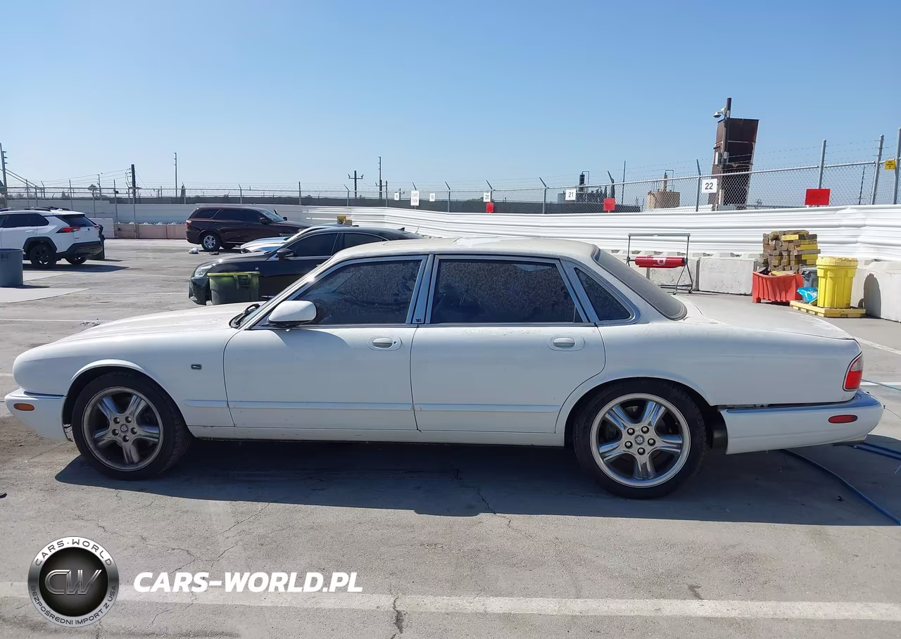 1999 Jaguar Xjr VIN:SAJPX1844XC858198 - 15