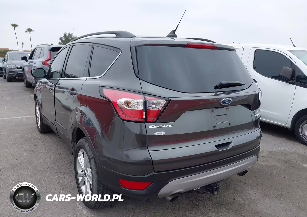 2018 Ford Escape Se VIN:1FMCU9GD8JUB61099 - 3