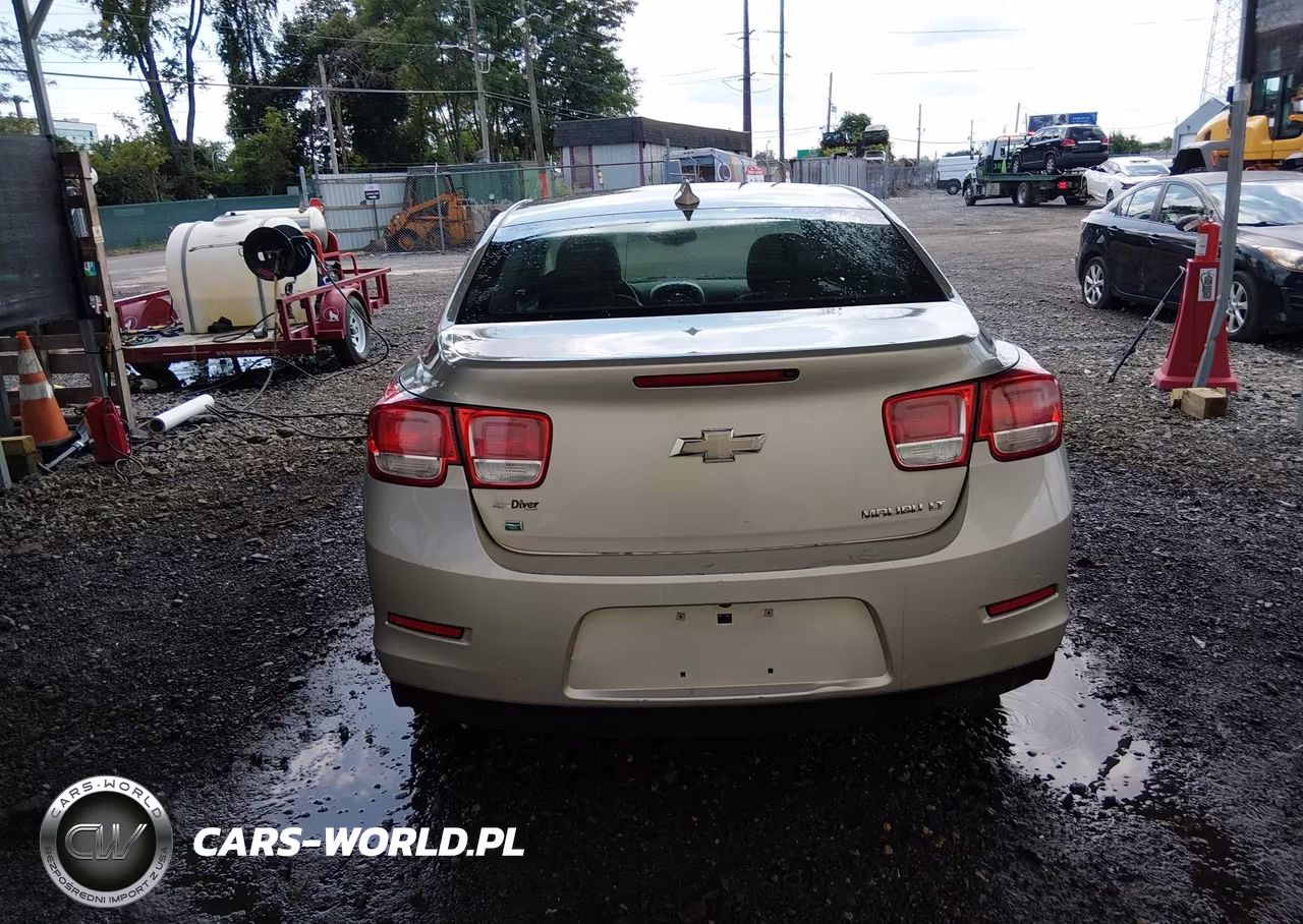 2015 Chevrolet Malibu 2Lt VIN:1G11D5SL9FF329694 - 16