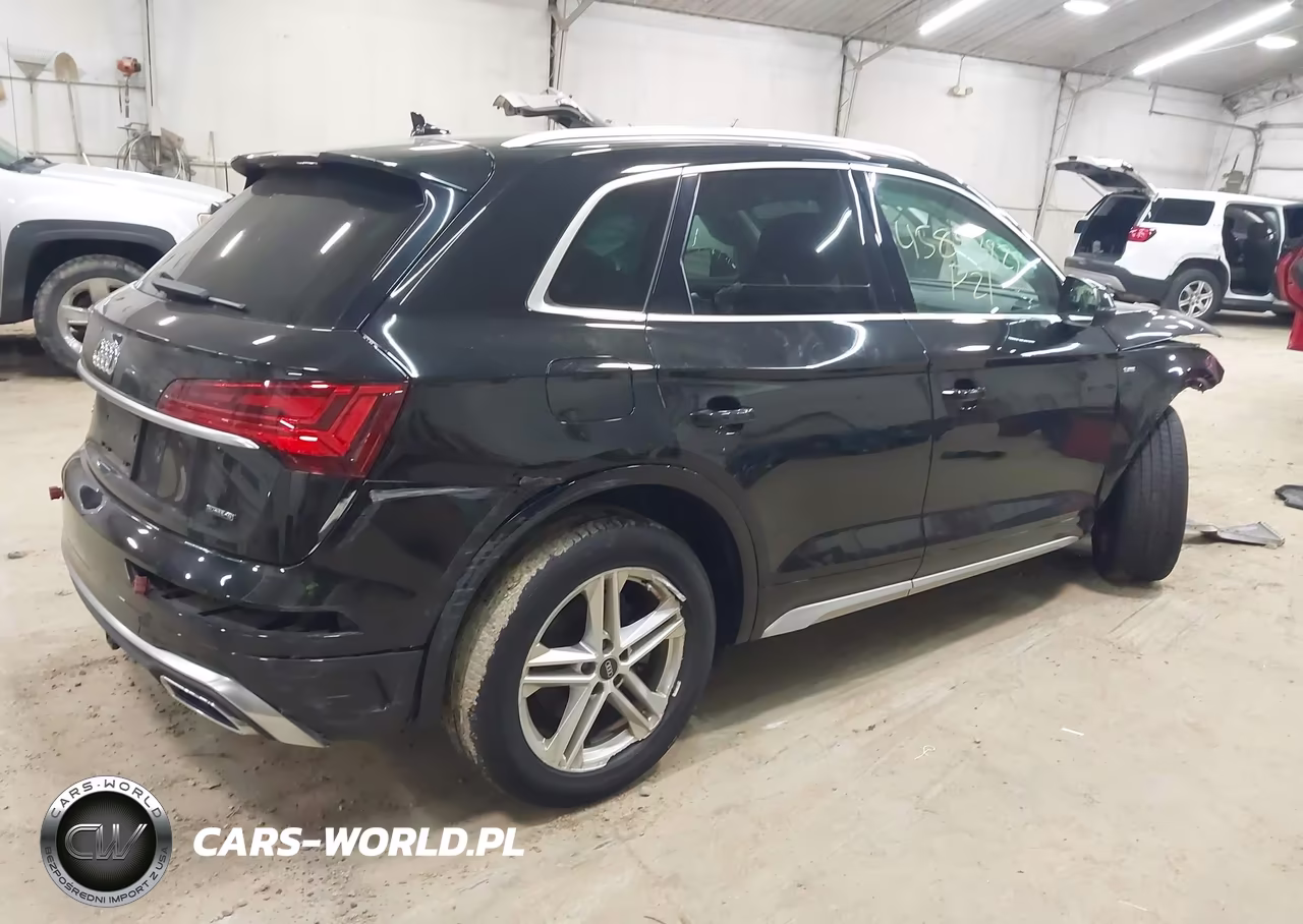 2021 Audi Q5 Premium 55 Tfsi E Quattro S Tronic VIN:WA1G2AFY9M2026323 - 4