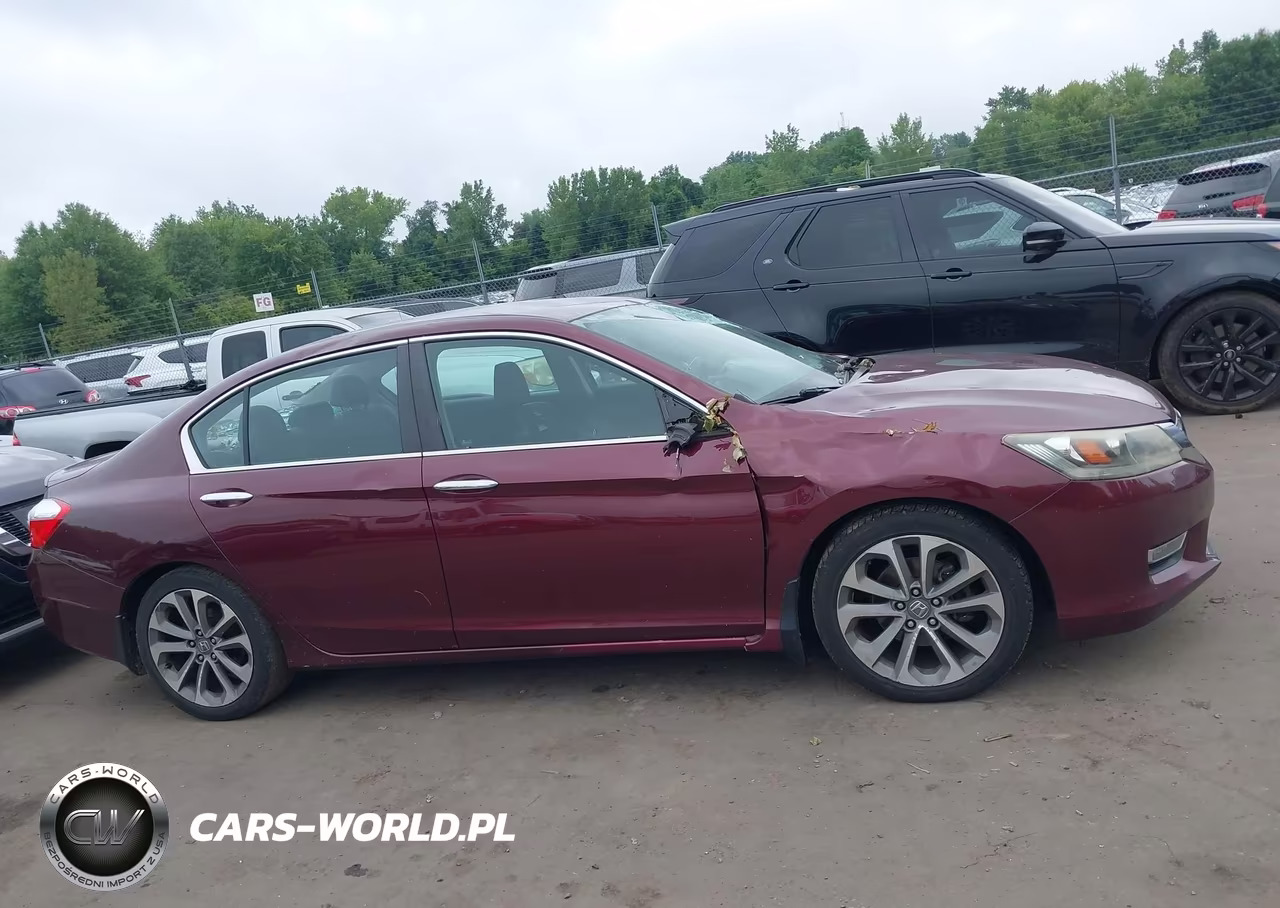 2013 Honda Accord Sport VIN:1HGCR2F5XDA262773 - 13