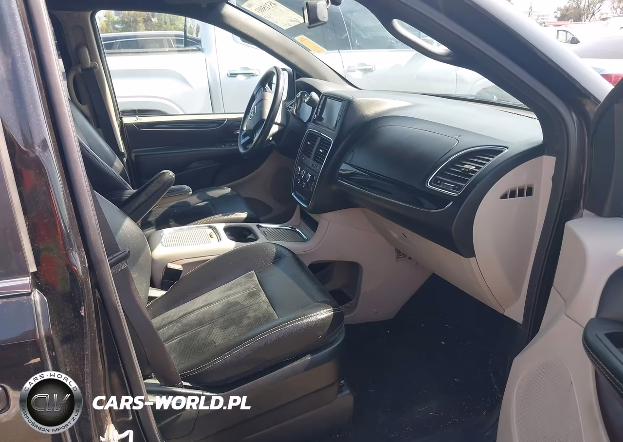 2017 Dodge Grand Caravan Sxt VIN:2C4RDGCG3HR750359 - 5