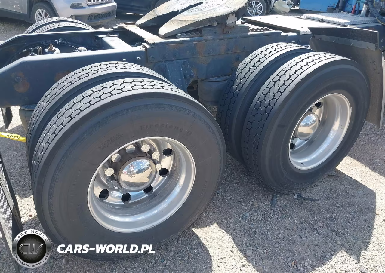 2004 Peterbilt 379 VIN:1XP5DB9X24D825749 - 13