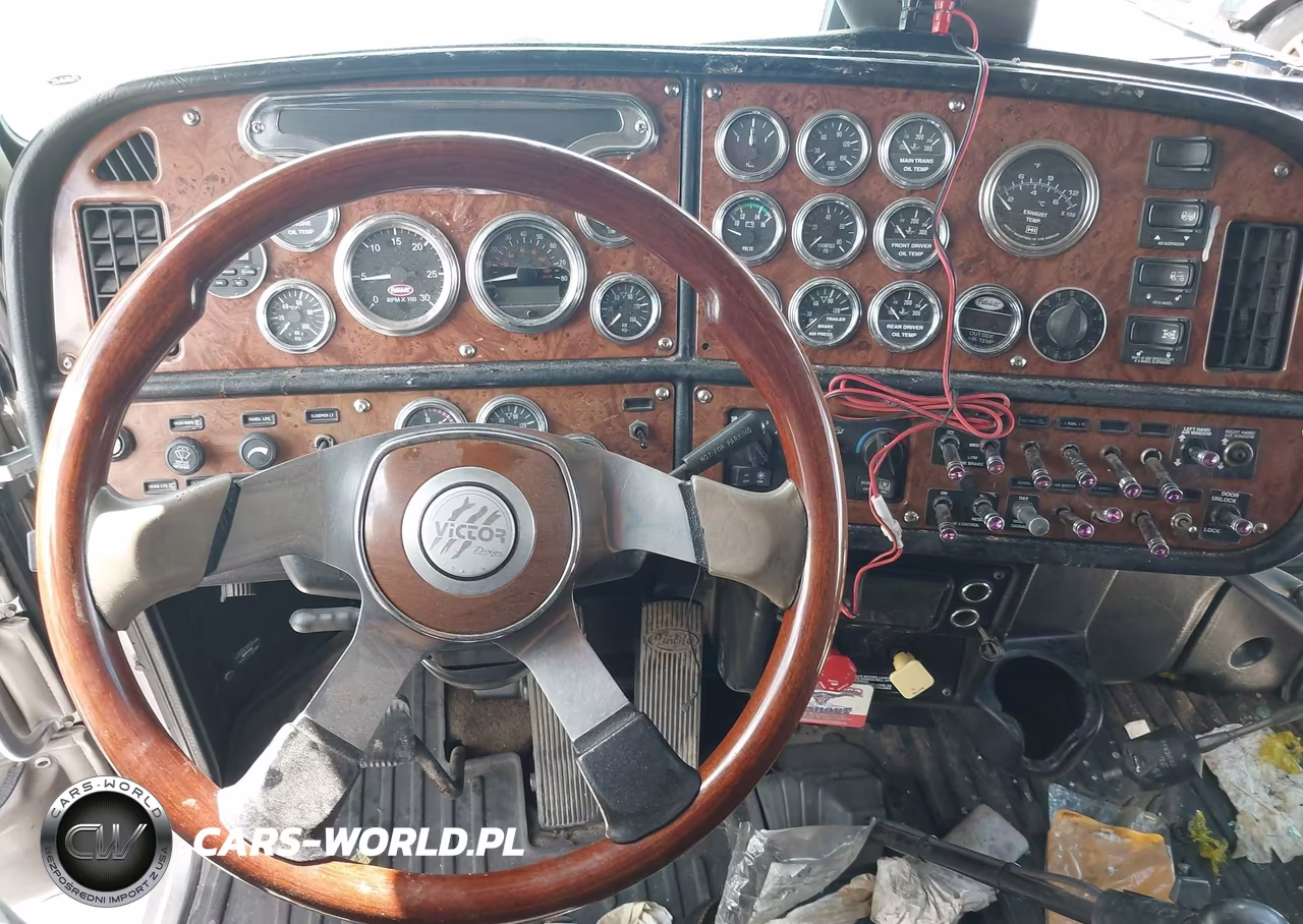 2004 Peterbilt 379 VIN:1XP5DB9X24D825749 - 19