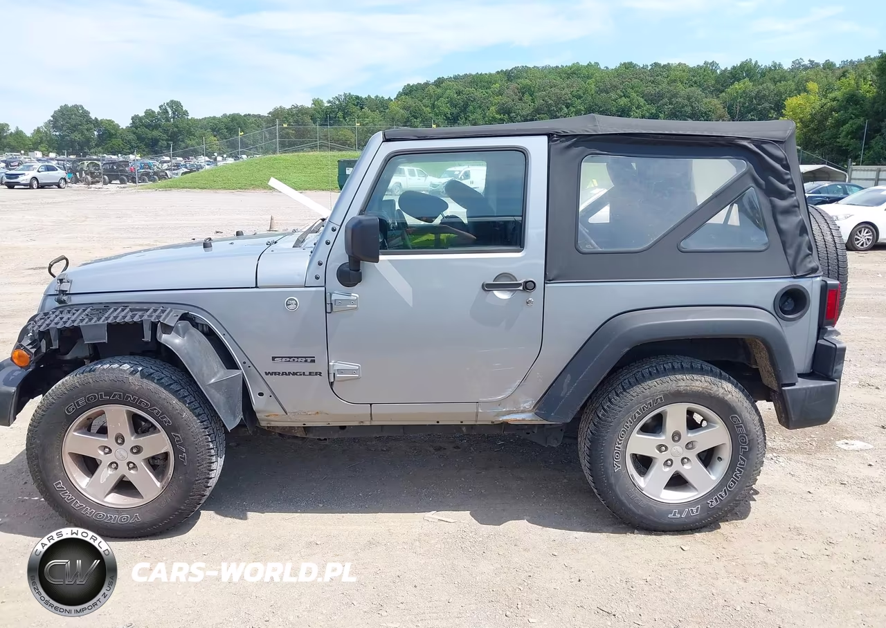2015 Jeep Wrangler Sport VIN:1C4AJWAGXFL506961 - 14