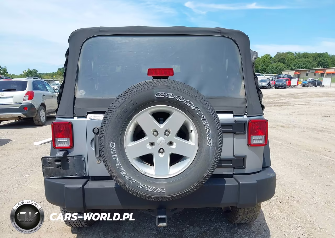 2015 Jeep Wrangler Sport VIN:1C4AJWAGXFL506961 - 16