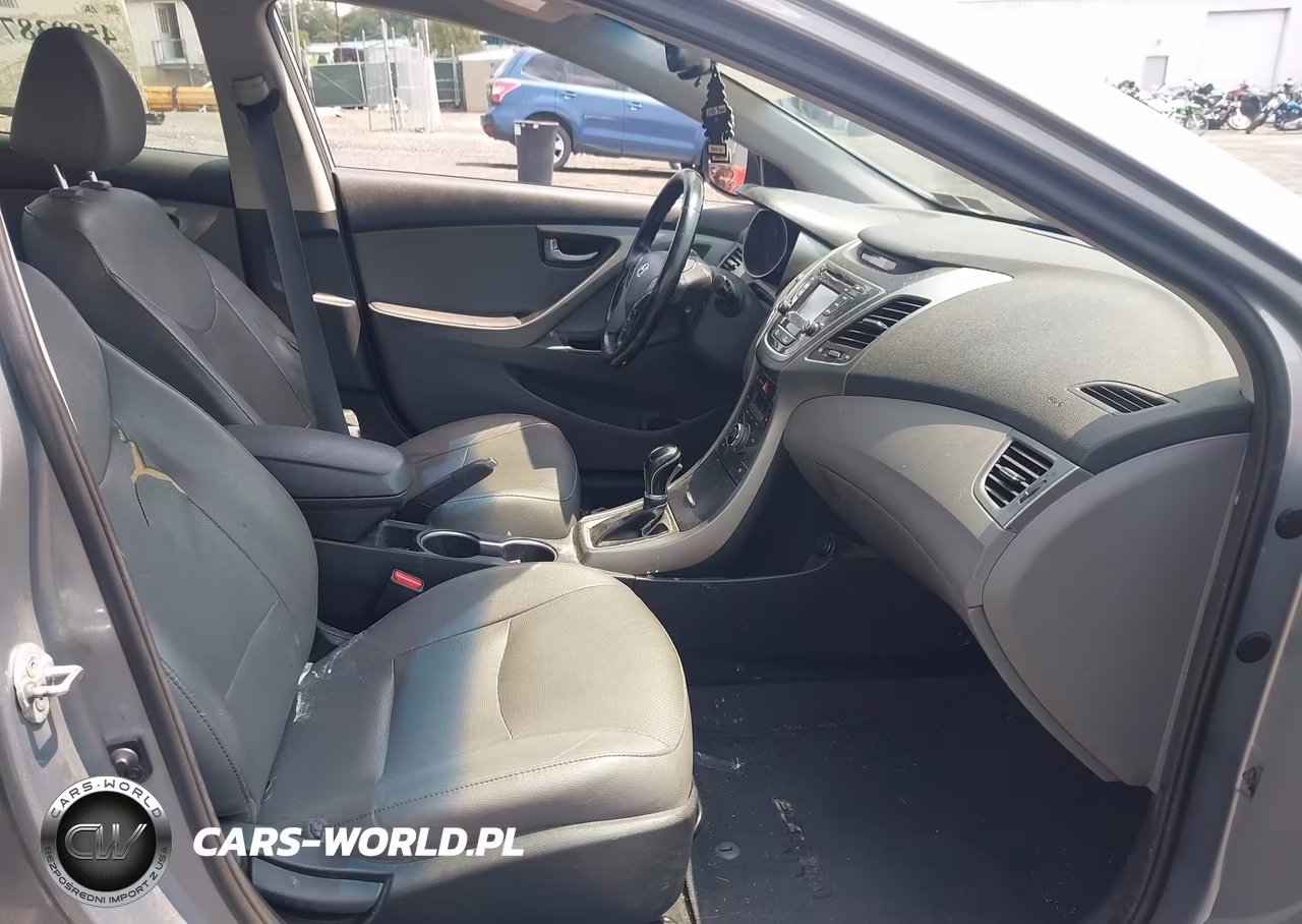 2016 Hyundai Elantra Limited VIN:5NPDH4AE6GH673822 - 5