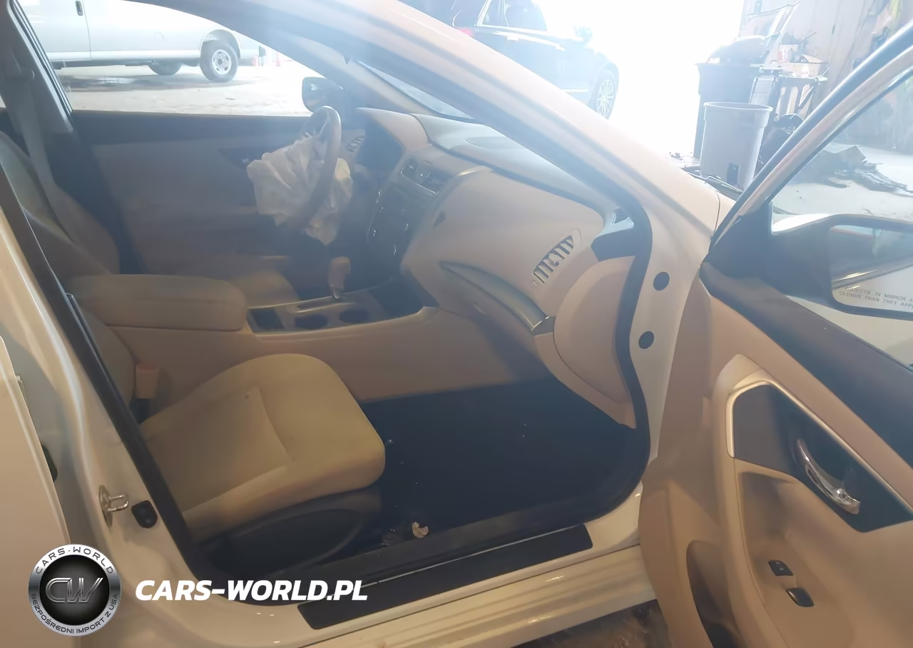 2015 Nissan Altima 2.5 S VIN:1N4AL3AP7FN308888 - 5