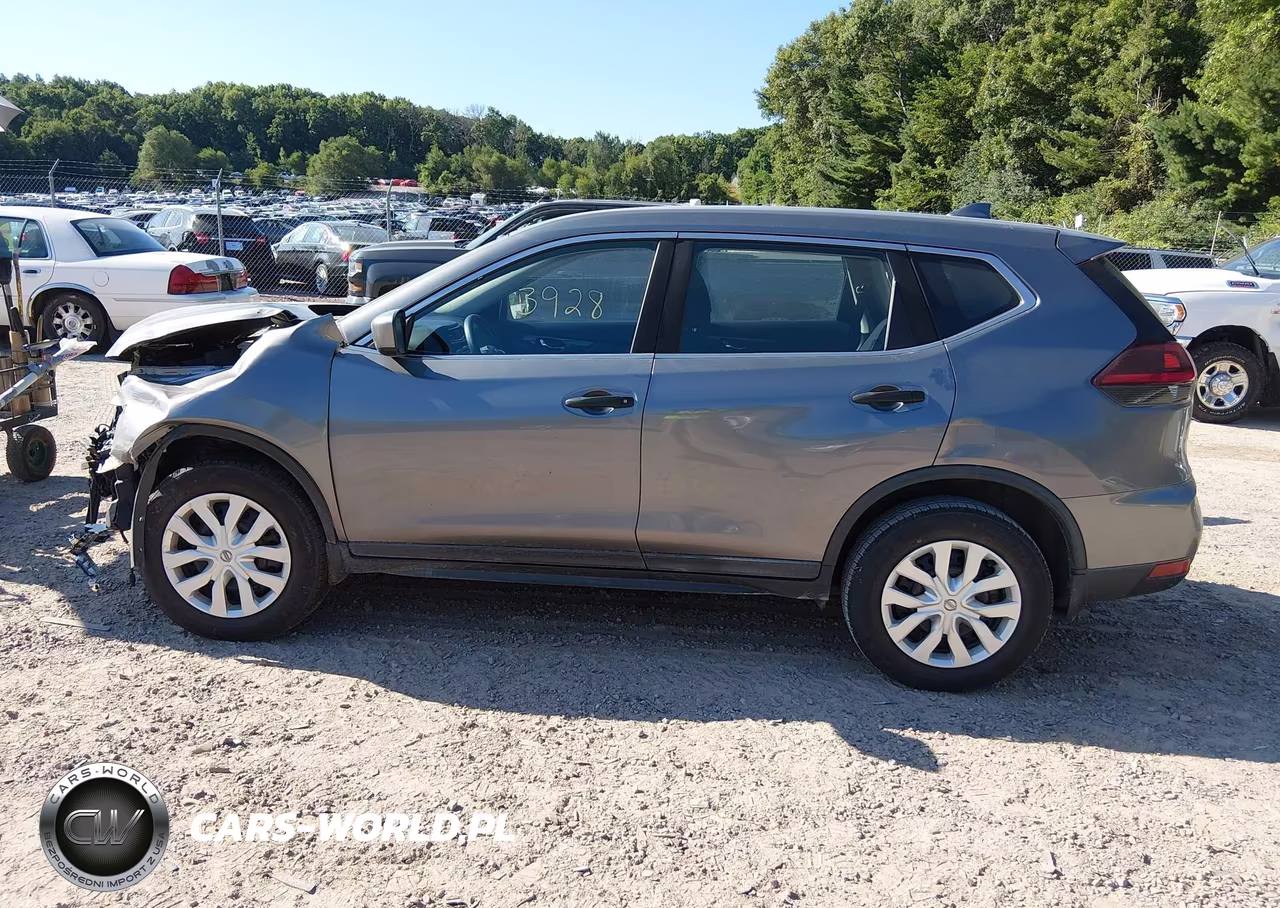 2018 Nissan Rogue S VIN:KNMAT2MV6JP588931 - 15