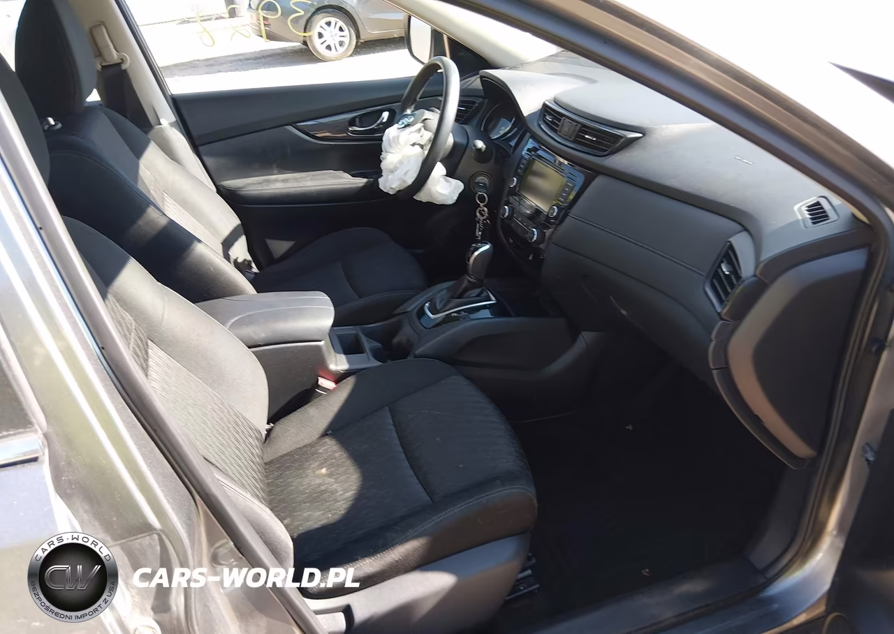2018 Nissan Rogue S VIN:KNMAT2MV6JP588931 - 5