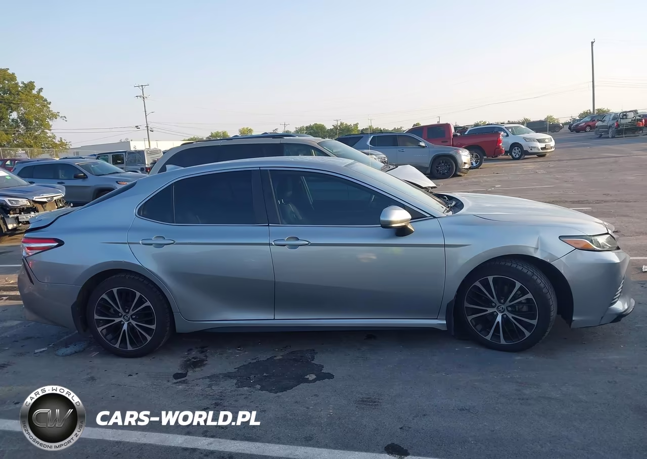 2020 Toyota Camry Se VIN:4T1G11AK8LU972407 - 13