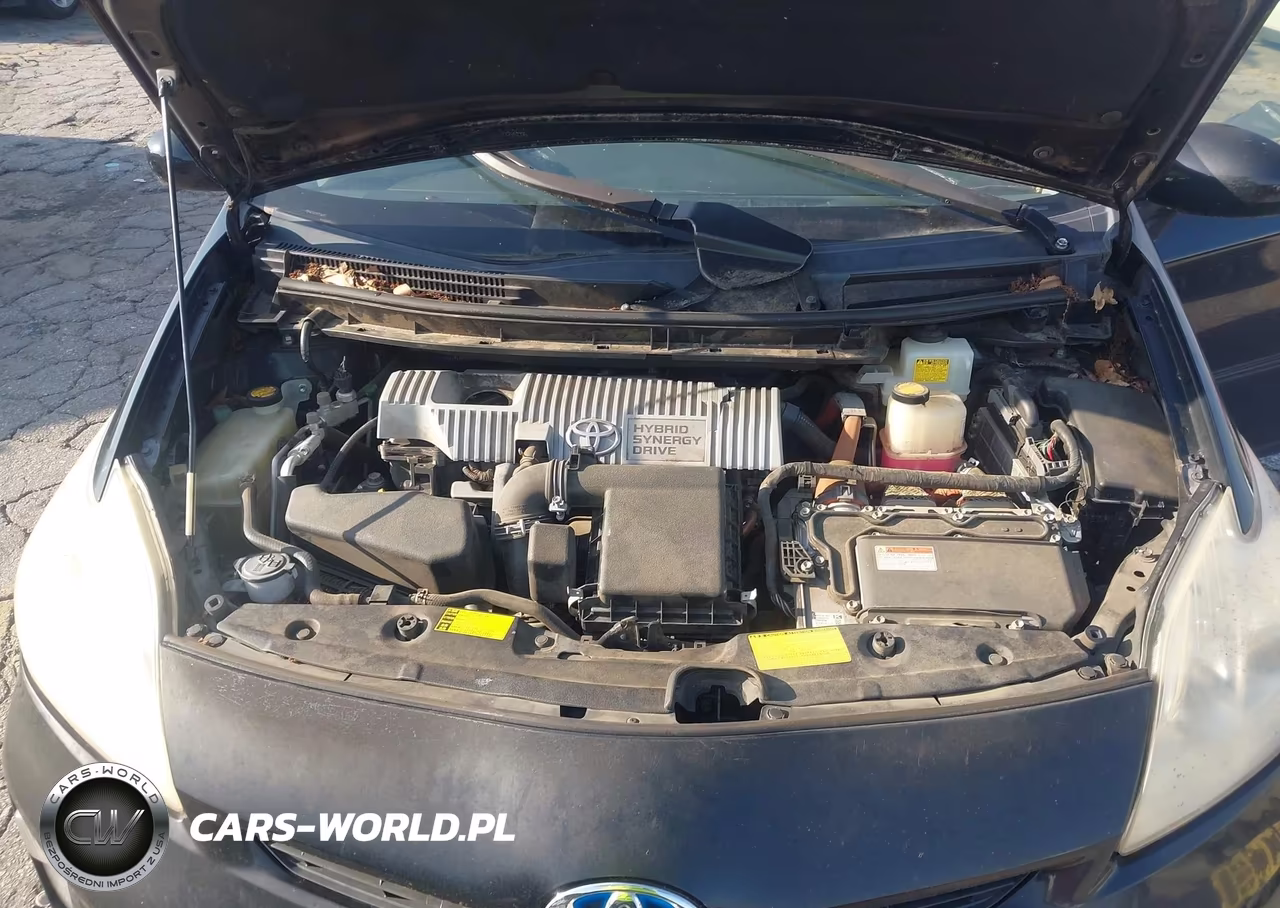 2013 Toyota Prius Three Se VIN:JTDKN3DU6D5570652 - 10