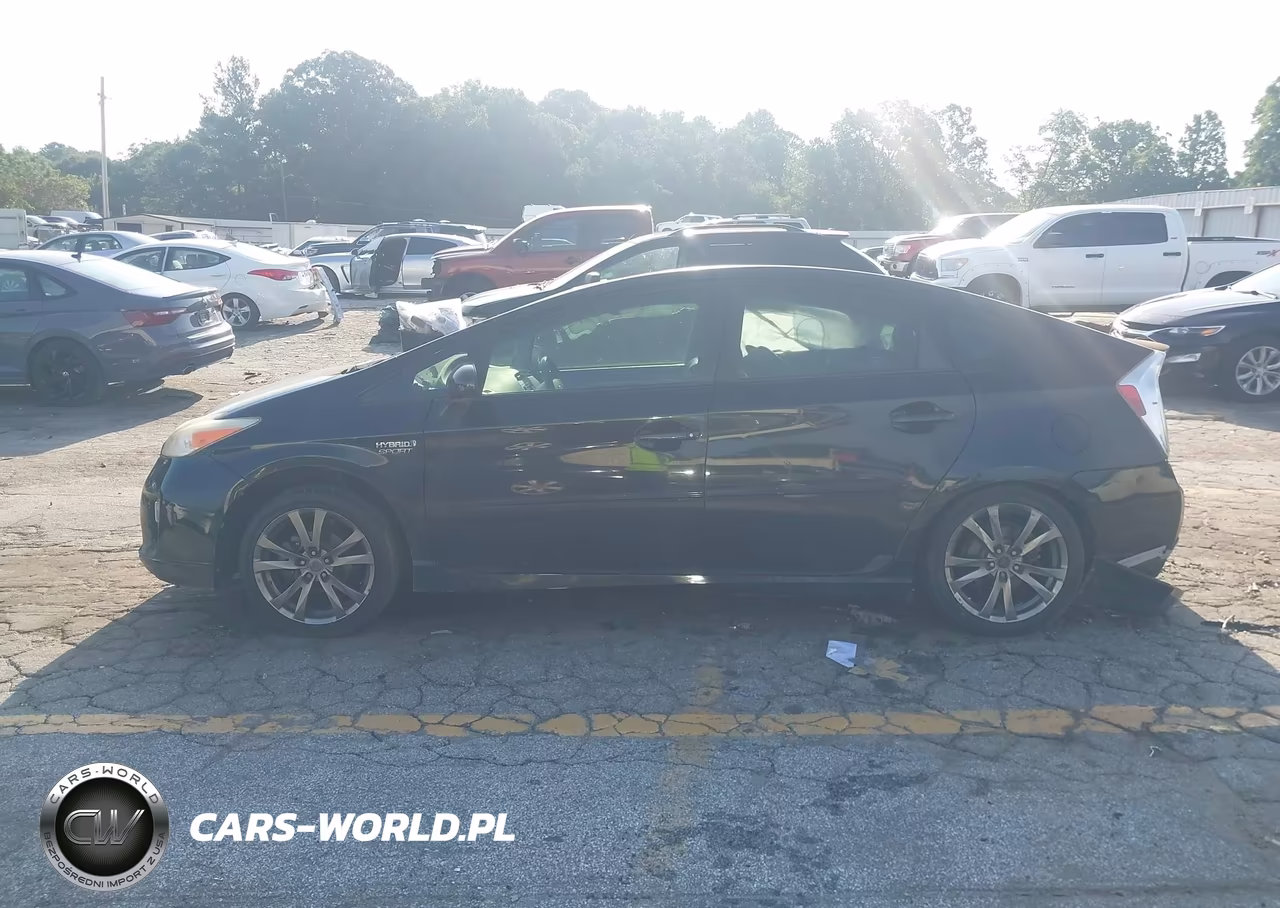 2013 Toyota Prius Three Se VIN:JTDKN3DU6D5570652 - 14