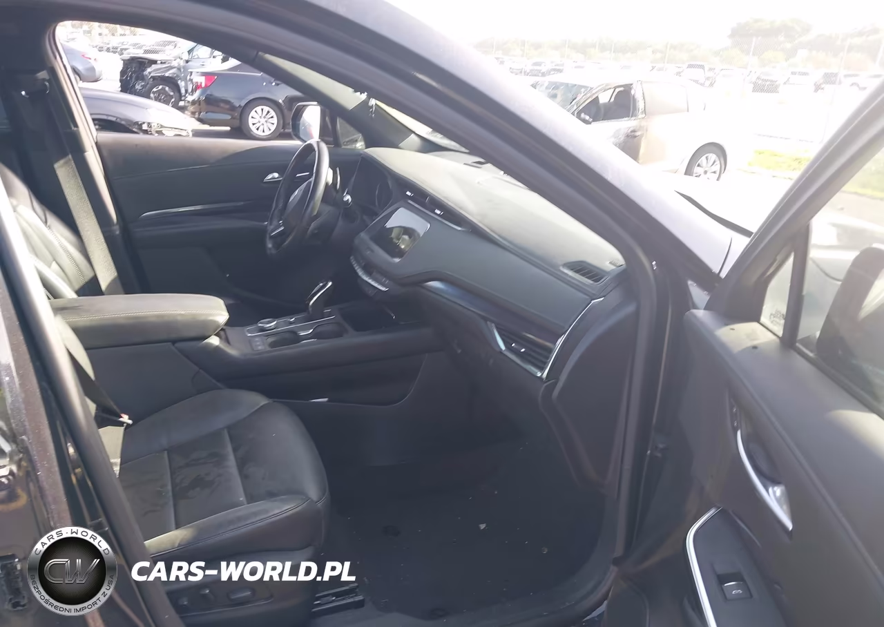 2023 Cadillac Xt4 Fwd Luxury VIN:1GYAZAR42PF136153 - 5