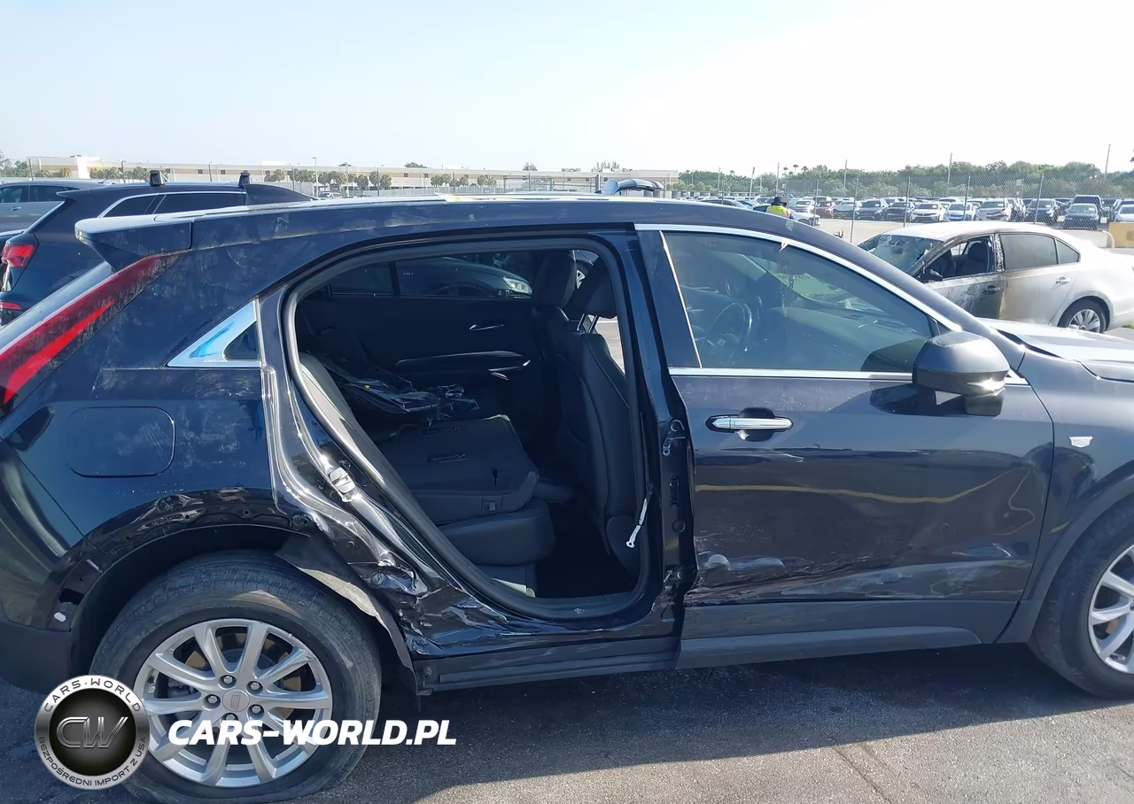 2023 Cadillac Xt4 Fwd Luxury VIN:1GYAZAR42PF136153 - 6