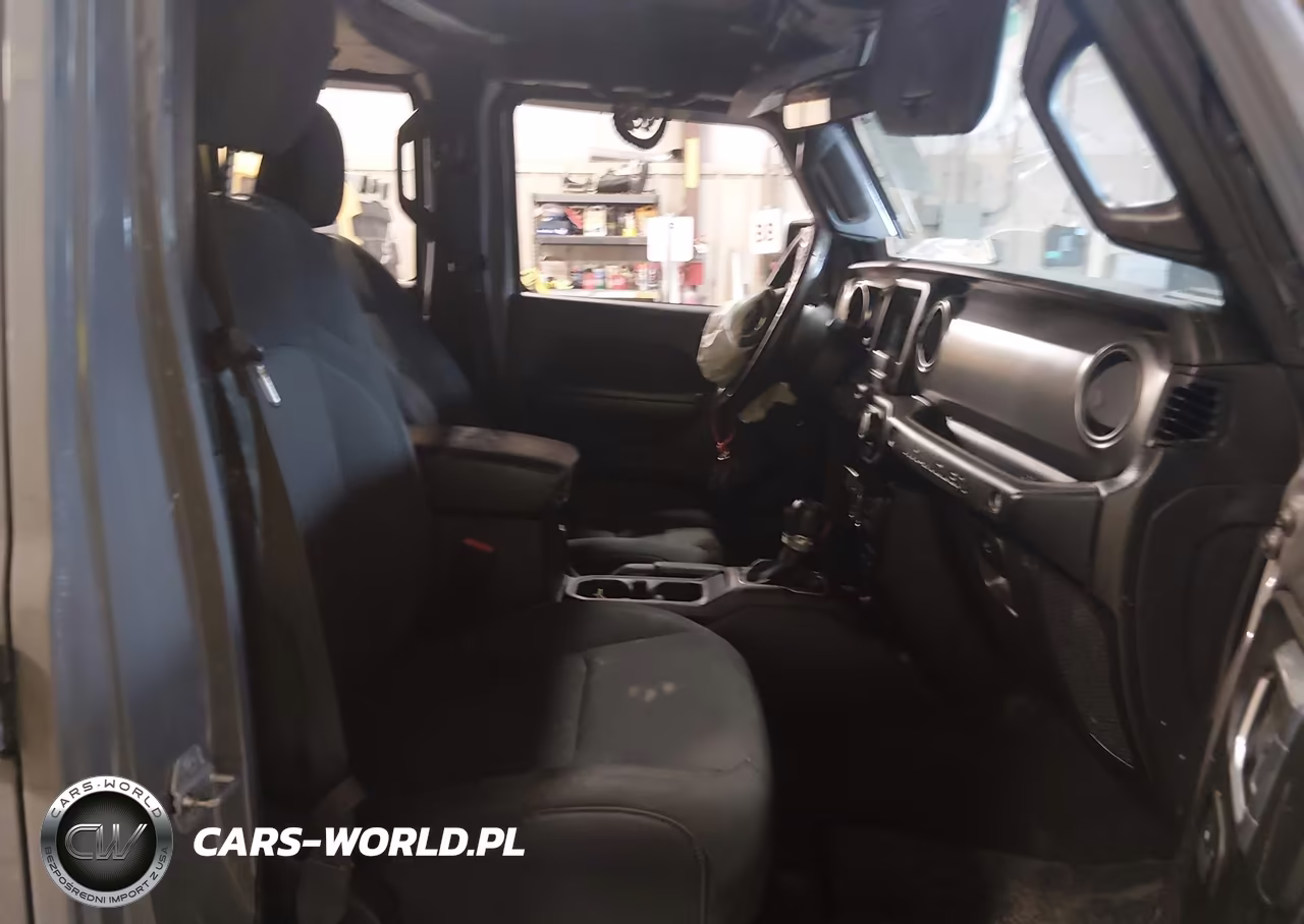 2021 Jeep Wrangler Unlimited Willys 4X4 VIN:1C4HJXDG9MW759359 - 5