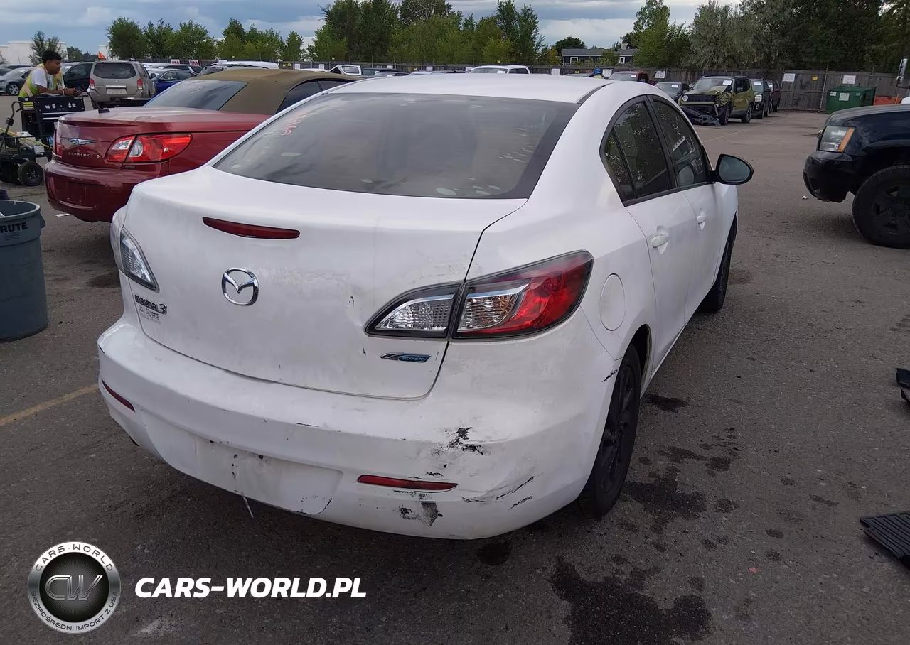 2012 Mazda Mazda3 I Touring VIN:JM1BL1V79C1592749 - 4