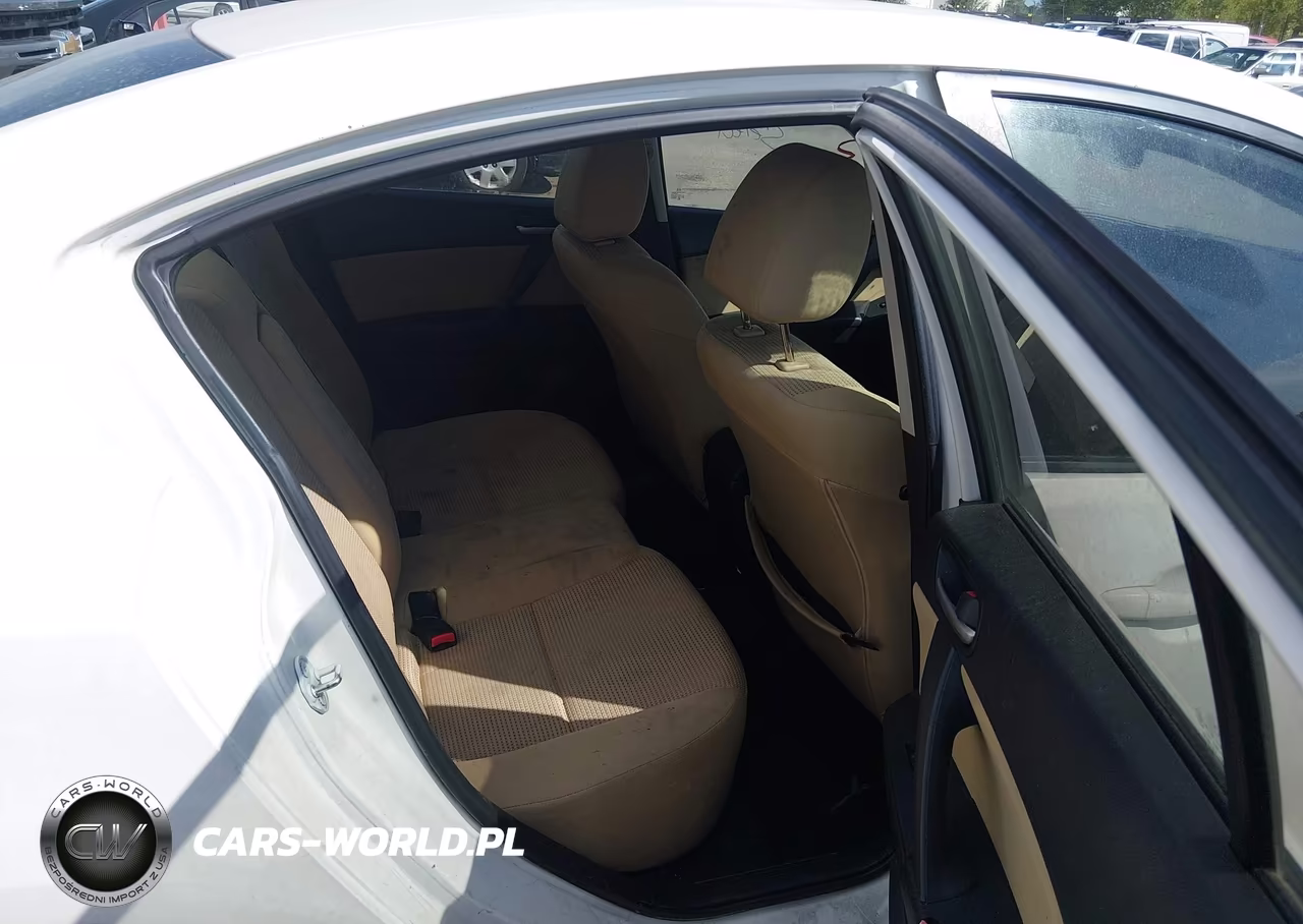 2012 Mazda Mazda3 I Touring VIN:JM1BL1V79C1592749 - 8