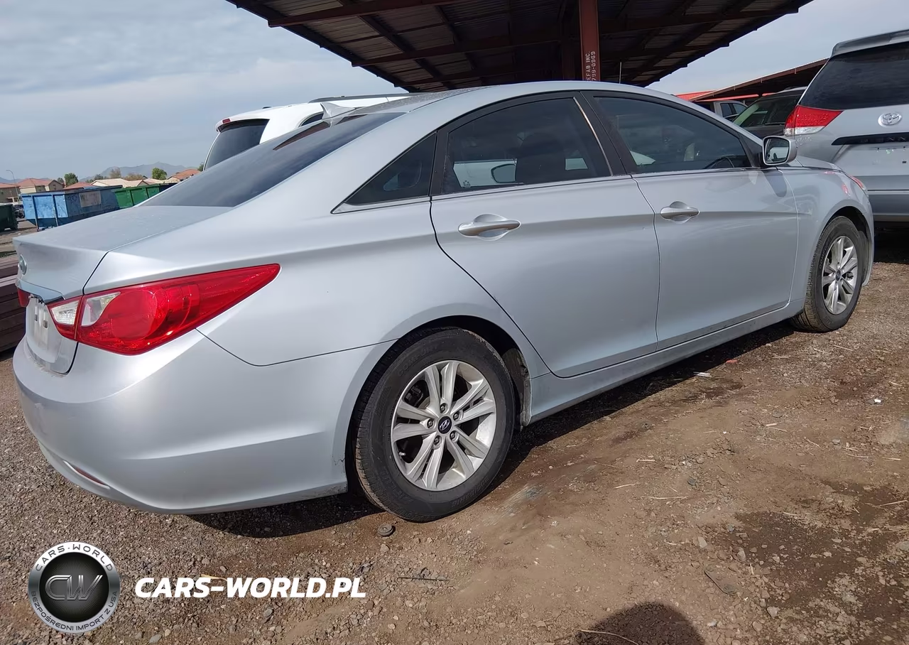 2013 Hyundai Sonata Gls VIN:5NPEB4AC8DH531276 - 4