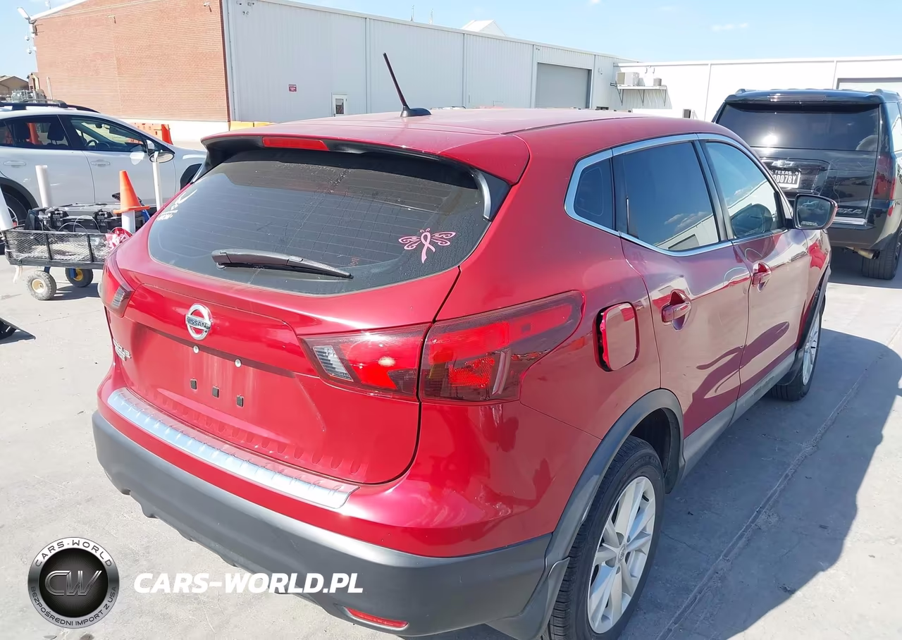2017 Nissan Rogue Sport S VIN:JN1BJ1CP8HW012011 - 4