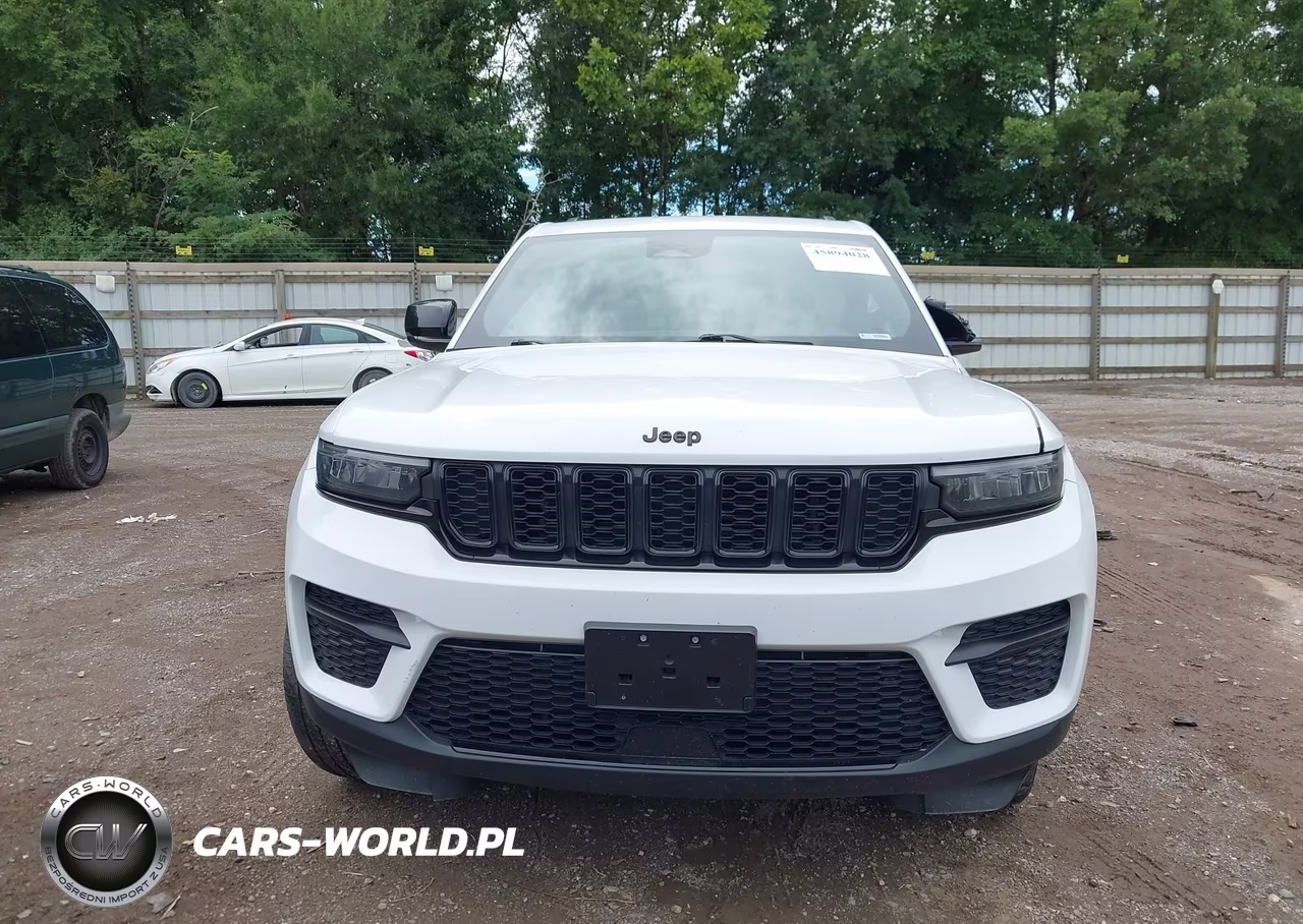 2023 Jeep Grand Cherokee Altitude X 4X4 VIN:1C4RJHAG2P8882136 - 13