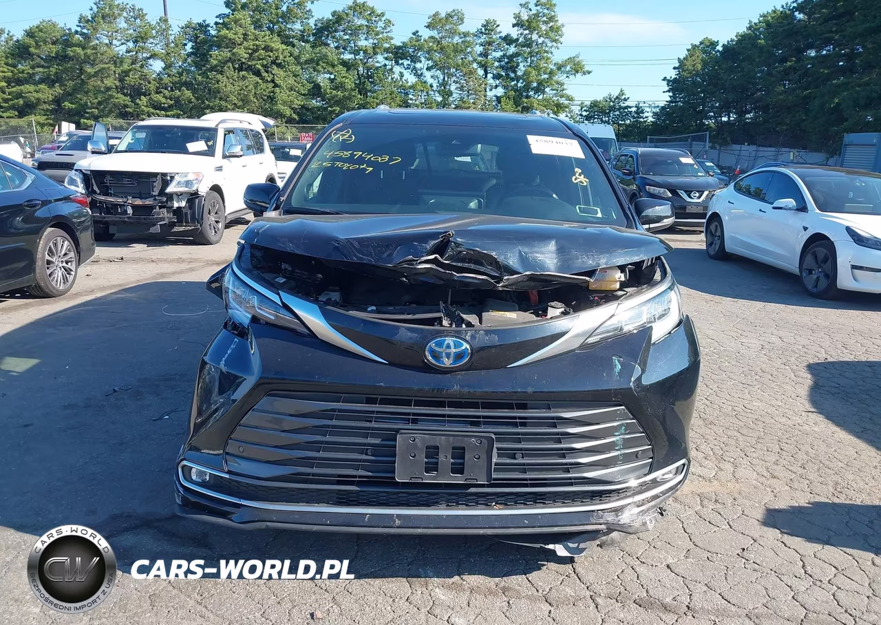 2025 Toyota Sienna Limited VIN:5TDZSKFC7SS157376 - 12