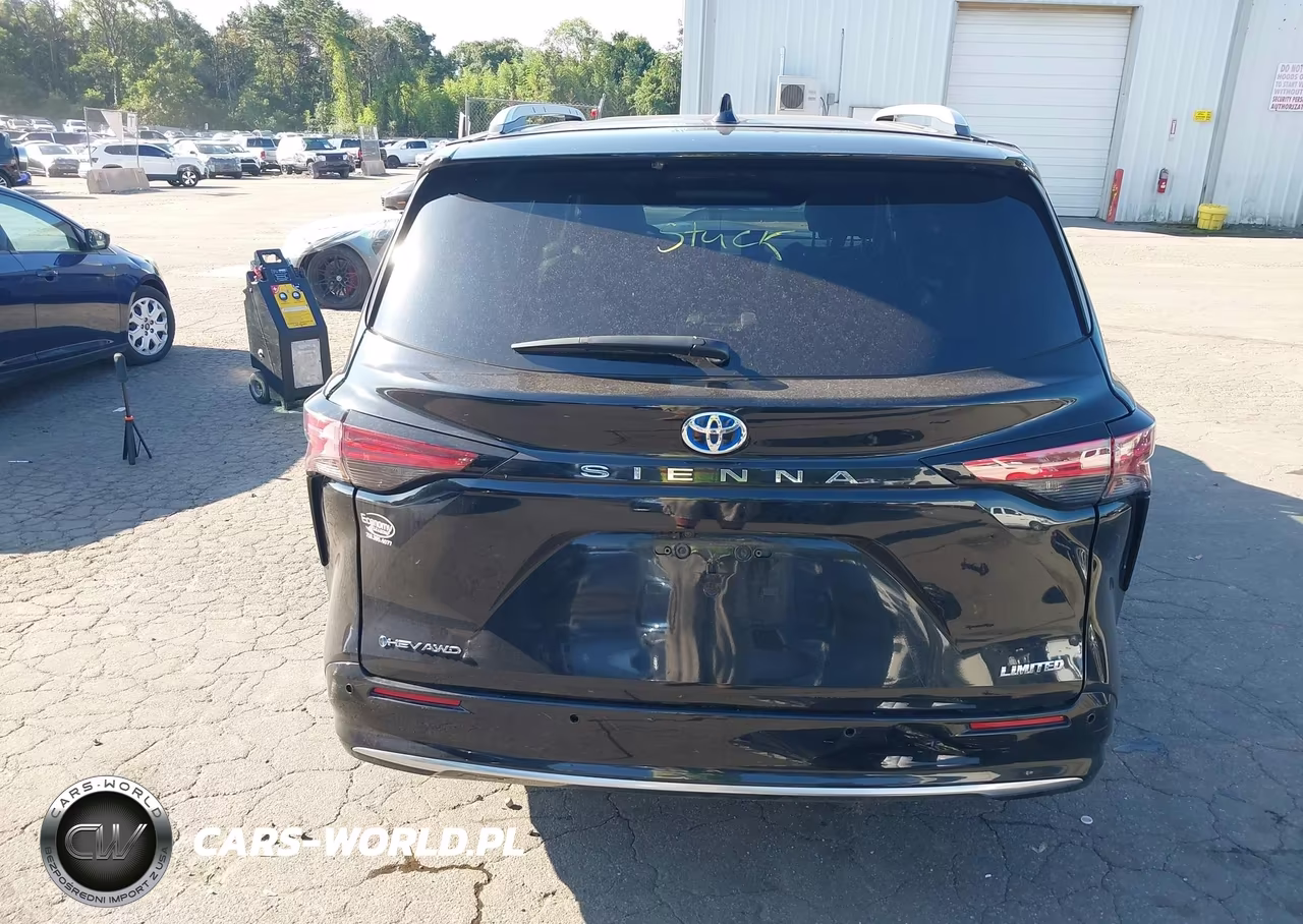 2025 Toyota Sienna Limited VIN:5TDZSKFC7SS157376 - 16