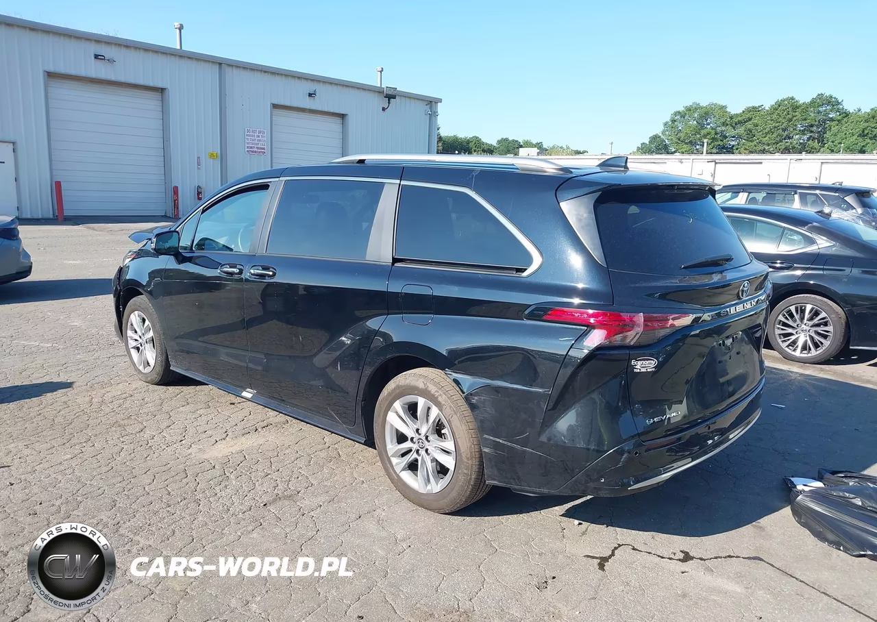 2025 Toyota Sienna Limited VIN:5TDZSKFC7SS157376 - 3