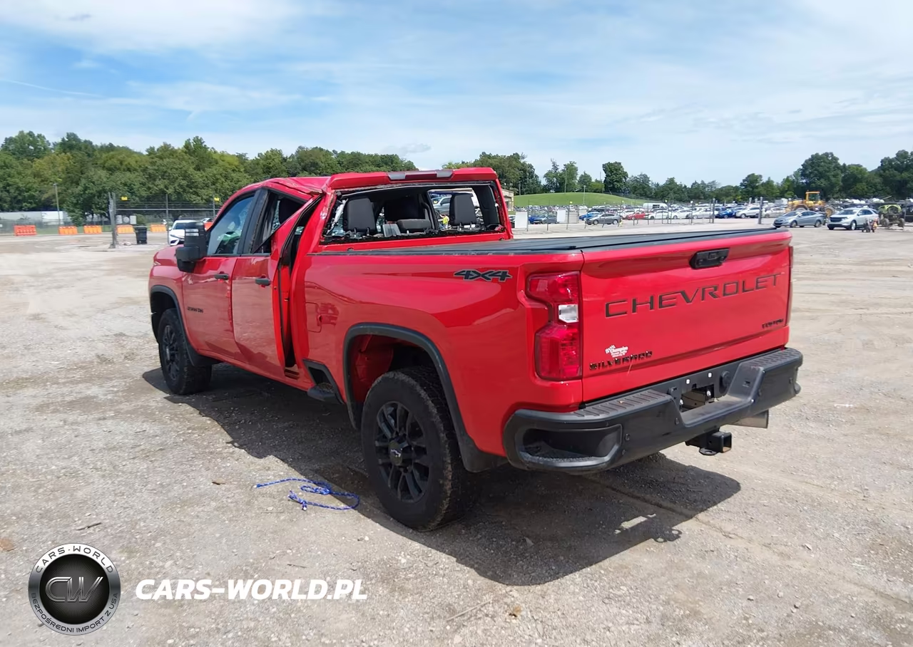 2025 Chevrolet Silverado 2500Hd 4Wd Standard Bed Custom VIN:2GC4KMEY6S1183364 - 3