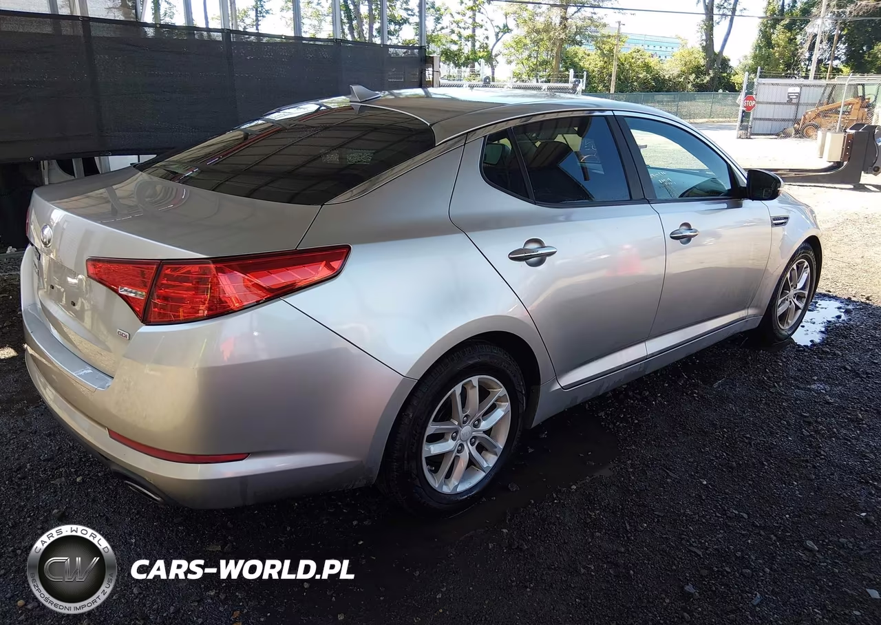 2013 Kia Optima Lx VIN:KNAGM4A74D5334947 - 4