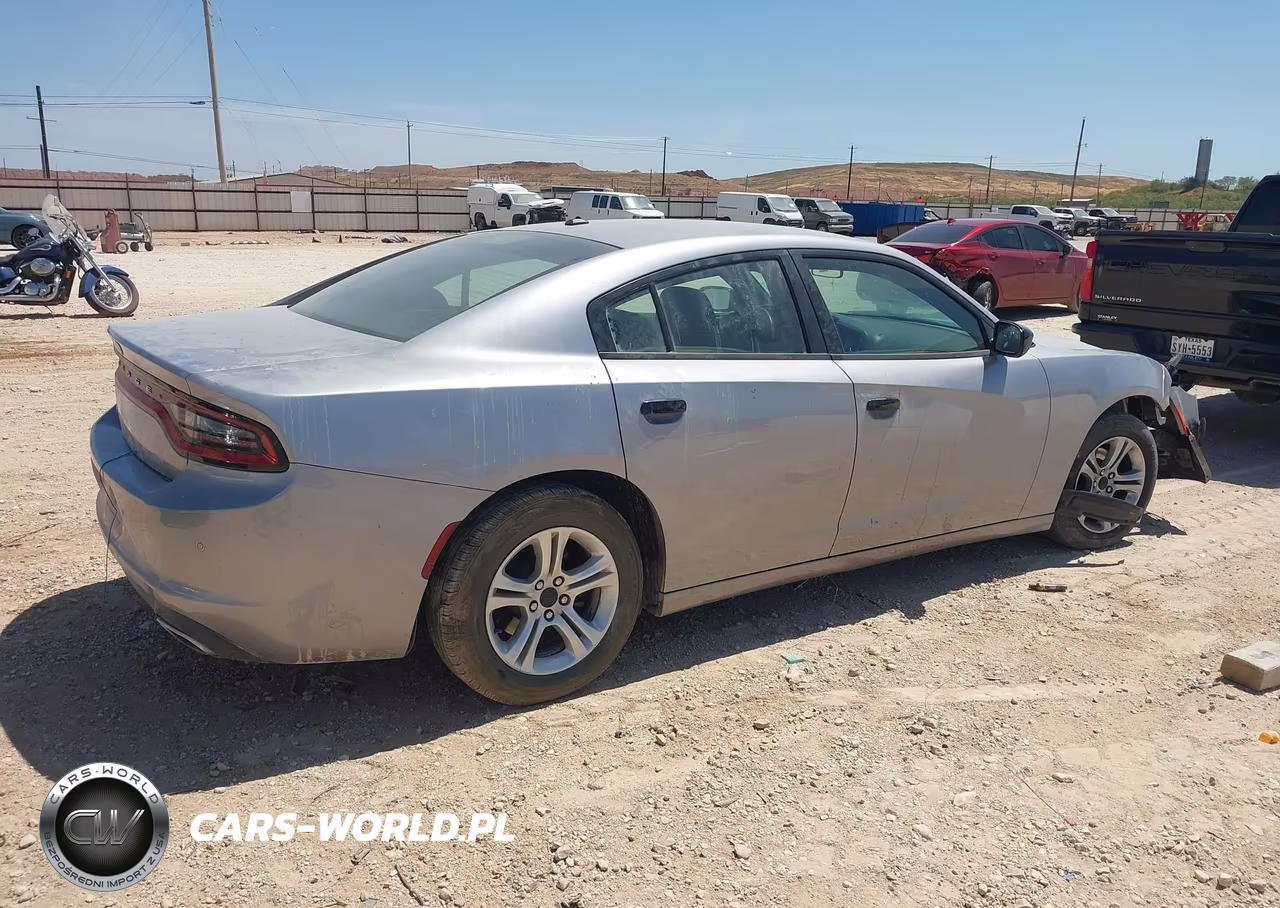 2018 Dodge Charger Sxt Rwd VIN:2C3CDXBG2JH247512 - 4