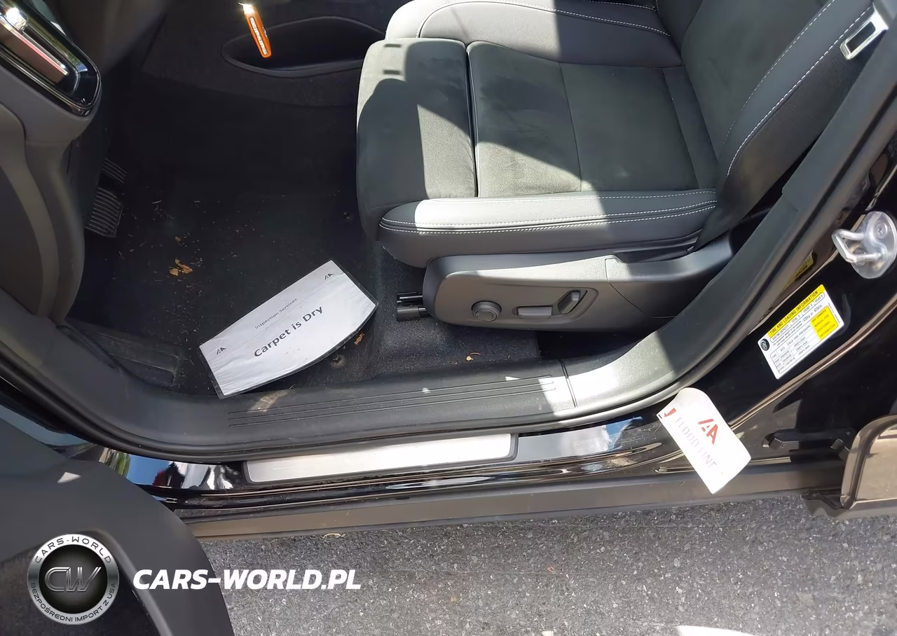 2023 Volvo Xc40 B5 Plus Dark Theme VIN:YV4L12UW3P2110797 - 6