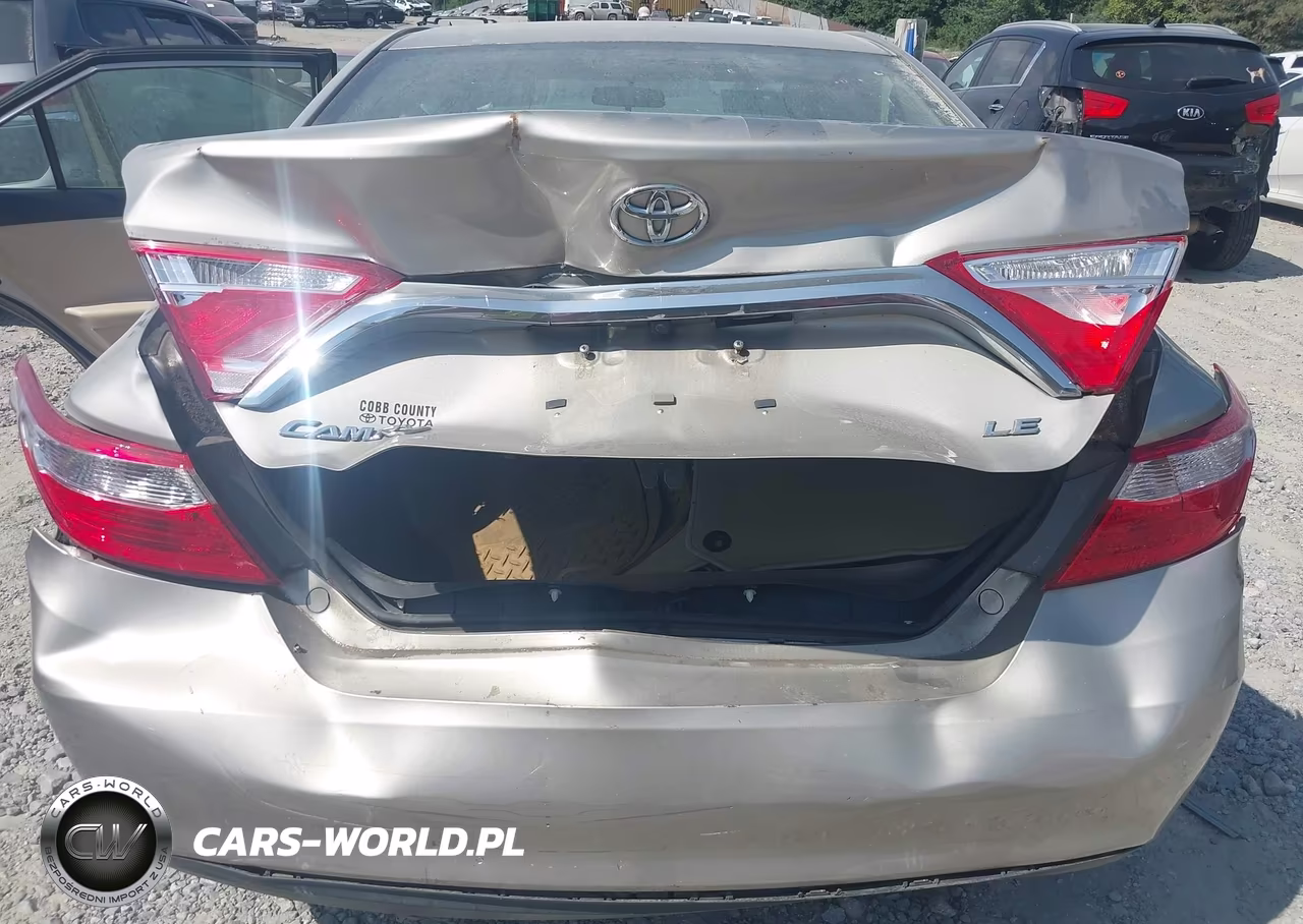 2016 Toyota Camry Le VIN:4T1BF1FK9GU568154 - 6
