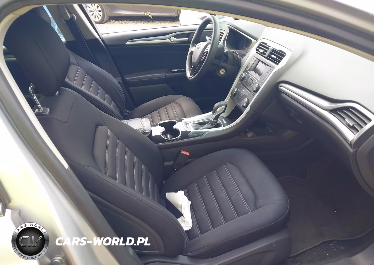2014 Ford Fusion Se VIN:3FA6P0H79ER326786 - 5
