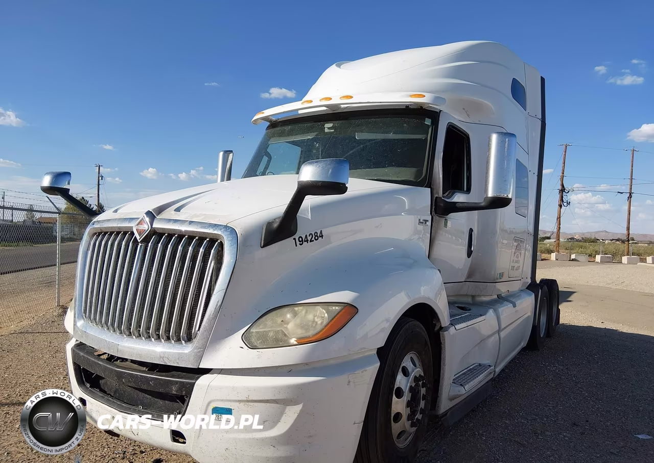 2018 International Lt