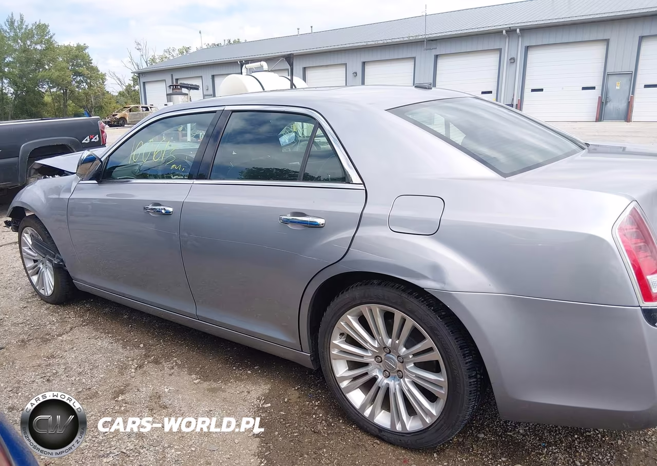 2011 Chrysler 300 Limited VIN:2C3CA5CG7BH522594 - 18