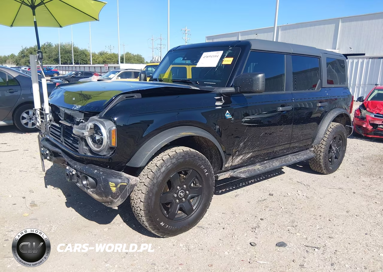 2024 Ford Bronco Black Diamond VIN:1FMDE1BHXRLB50815 - 2