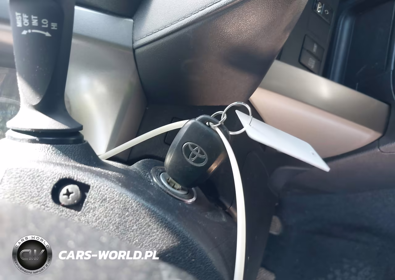 2018 Toyota Rav4 Le VIN:2T3ZFREV3JW456778 - 11