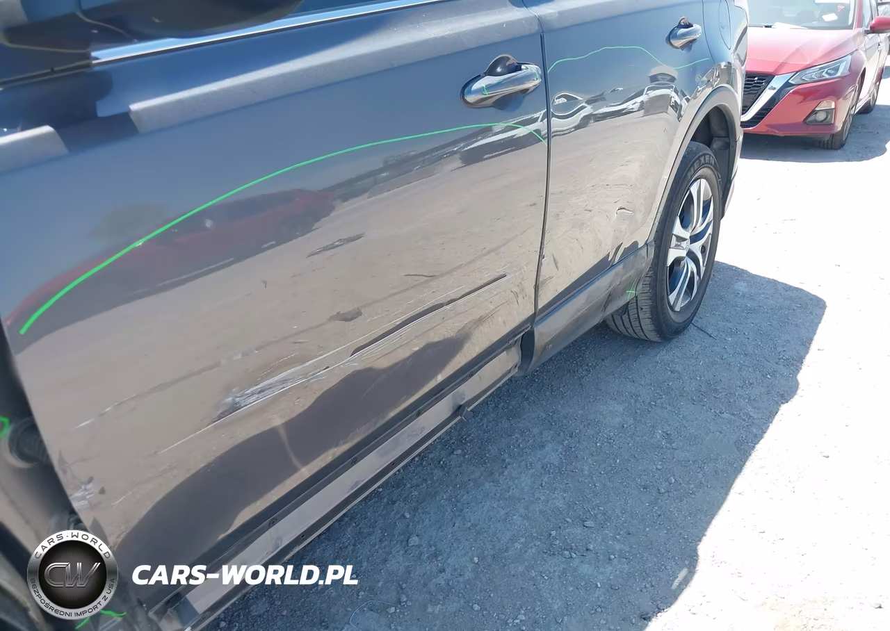 2018 Toyota Rav4 Le VIN:2T3ZFREV3JW456778 - 20