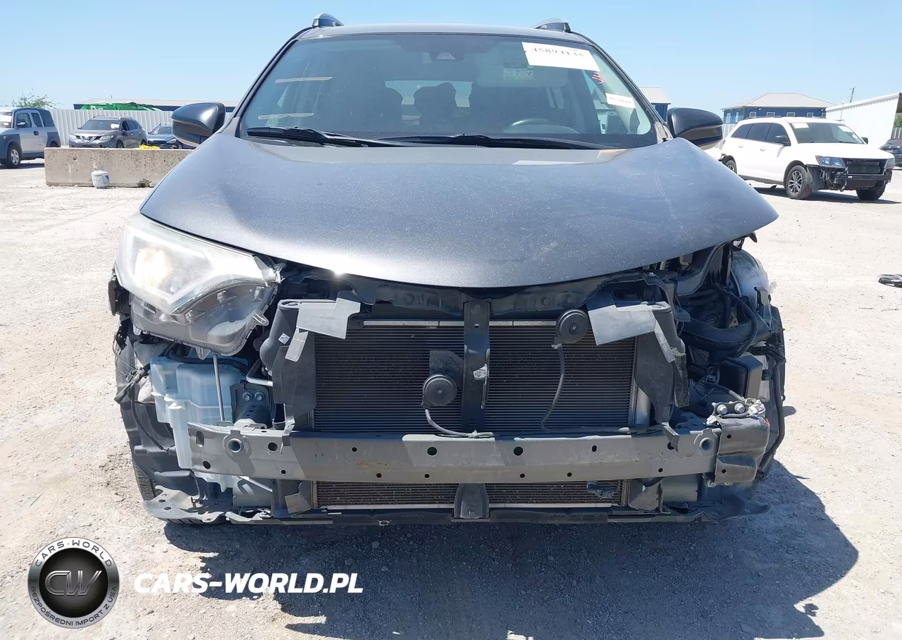 2018 Toyota Rav4 Le VIN:2T3ZFREV3JW456778 - 6