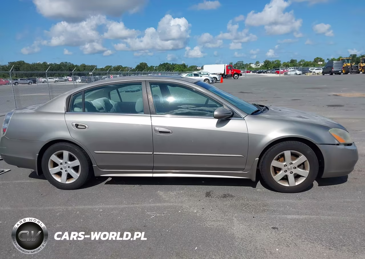 2003 Nissan Altima 2.5 S VIN:1N4AL11D83C235824 - 13
