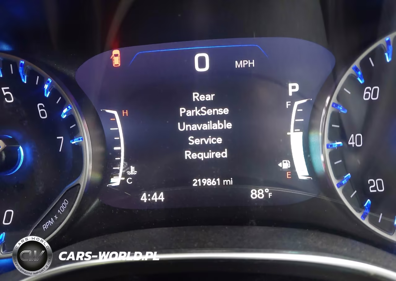 2018 Chrysler Pacifica Touring L Plus VIN:2C4RC1EG8JR356326 - 15